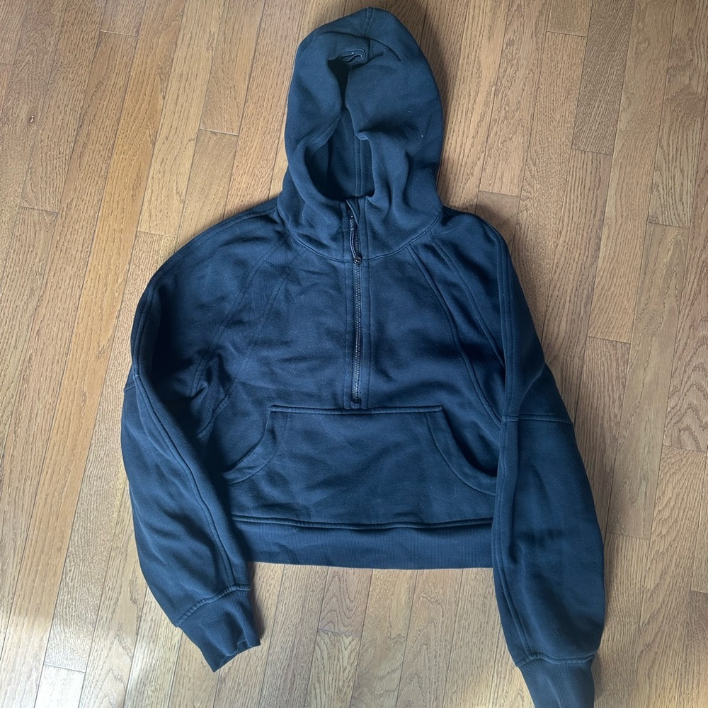 lululemon athletica Black Half-Zip Hooded Sweatshirt cropped - Picture 2 of 3